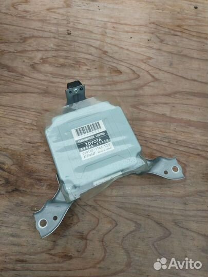 Блок управления АКПП Toyota Prius 2 NHW20