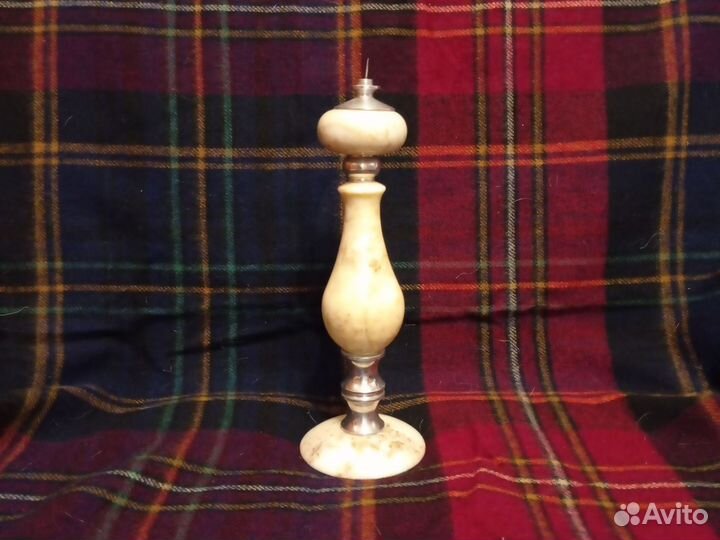 Подсвечник из натурального камня