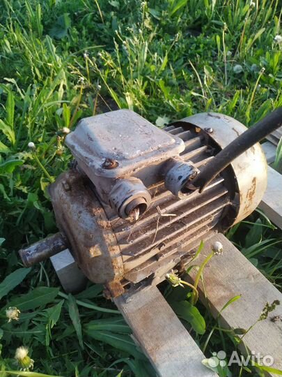 Электродвигатель