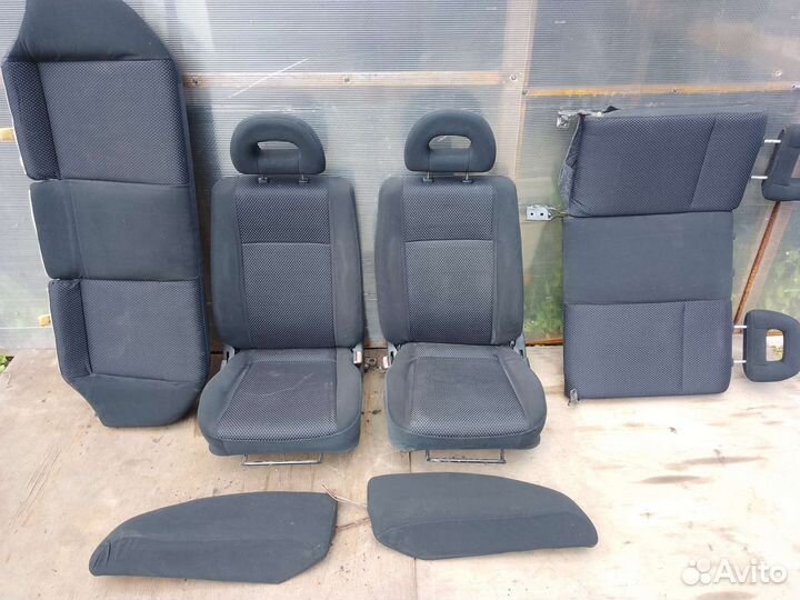 Сиденья Mitsubishi lancer 9