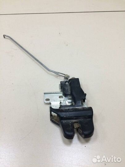 Замок крышки багажника Mitsubishi Lancer