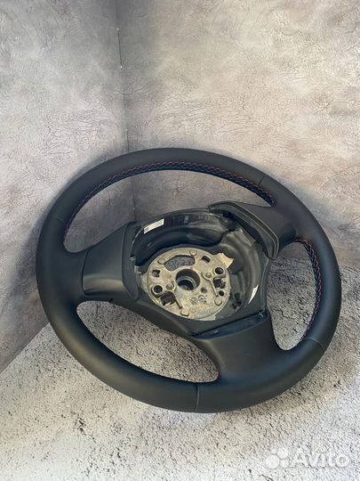 Руль на BMW X1