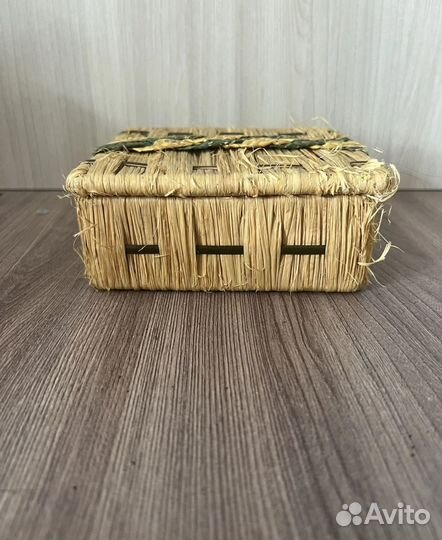 Шкатулка плетенная из соломы отделка бархат