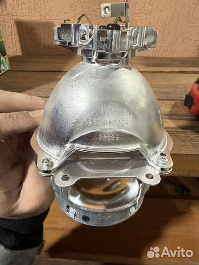 Линзы освещения на mitsubishi pajero 4