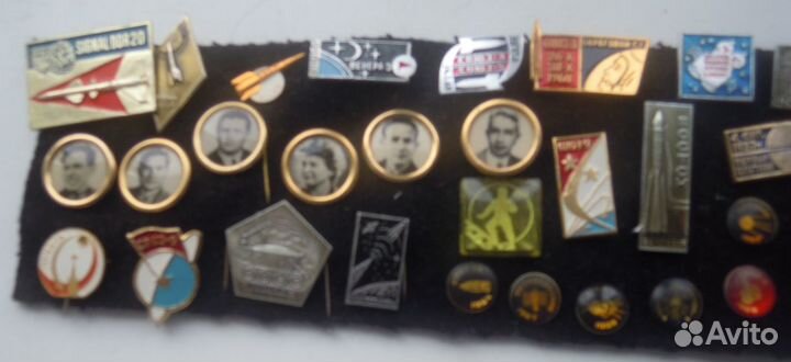 Коллекция значков 