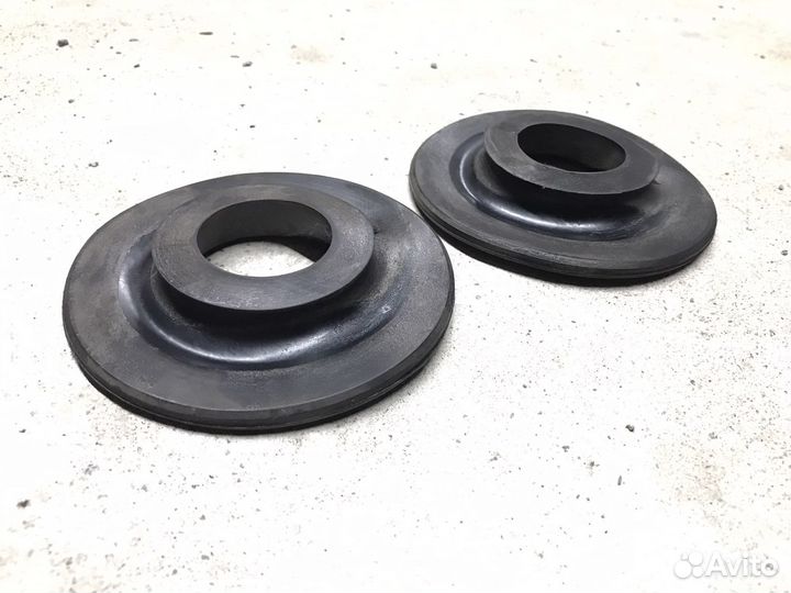 Проставки под задние пружины 5Q0512149F Passat B8