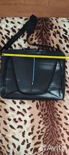 Сумки кейсы для ноутбука