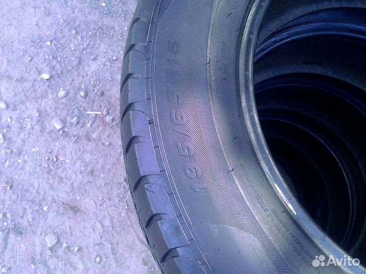 Viatti Strada Asimmetrico 195/65 R15 100H