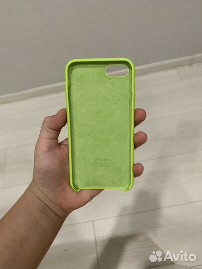 Чехол на iPhone 7