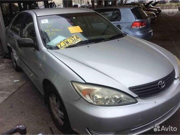 Разбор на запчасти Toyota Camry