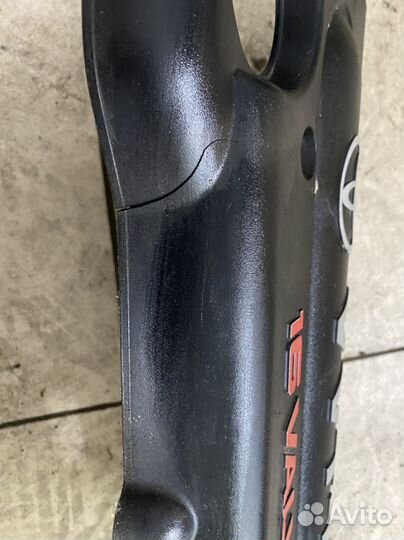 Декоративная накладка двигателя Toyota