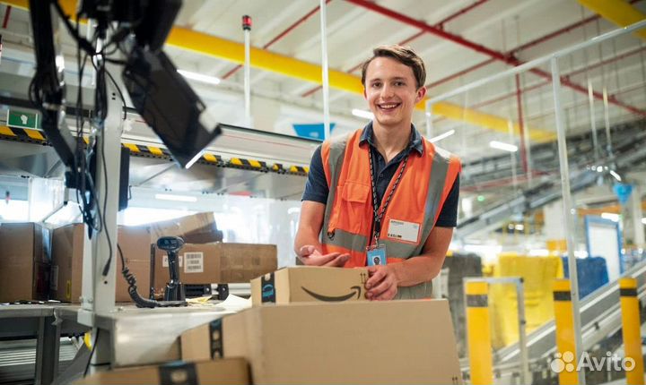 Вахта Комплектовщик на склад бренд. одежды