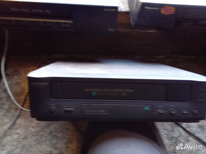 Видеомагнитофон