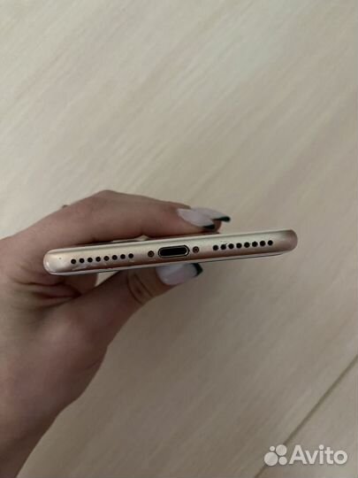 iPhone 8 Plus, 64 ГБ