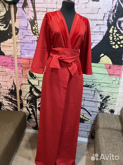 Красное платье в paul balmain