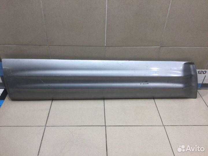 Накладка двери передней левой передняя левая