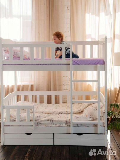 Детские двухьярусные кровати