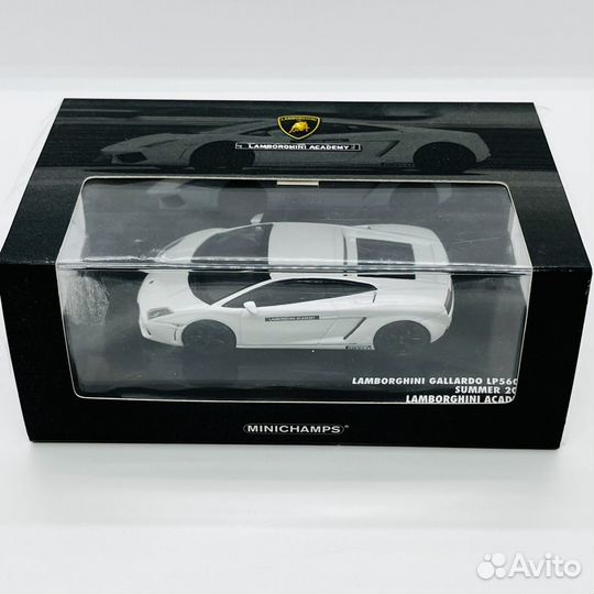 Lamborghini Gallardo LP560-4 Minichamps 1:43