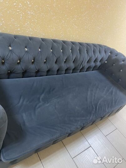 Продам диван честер