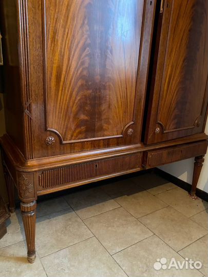 Шкаф винтаж