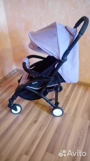 Коляска прогулочная
