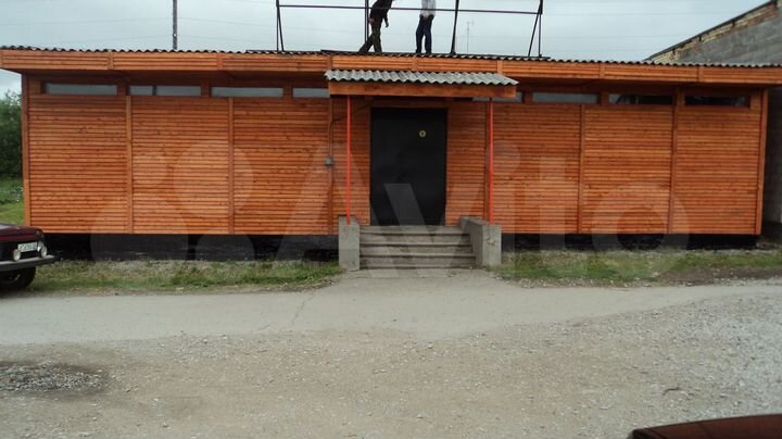 Торговое помещение, 240 м²