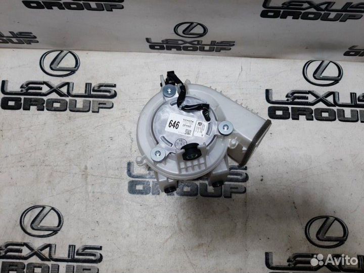 Вентилятор охлаждения батареи Lexus Nx300H AYZ15L
