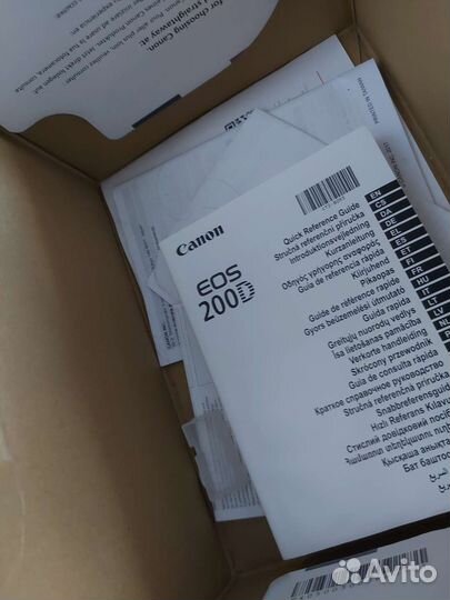 Зеркальный фотоаппарат canon eos200d kit