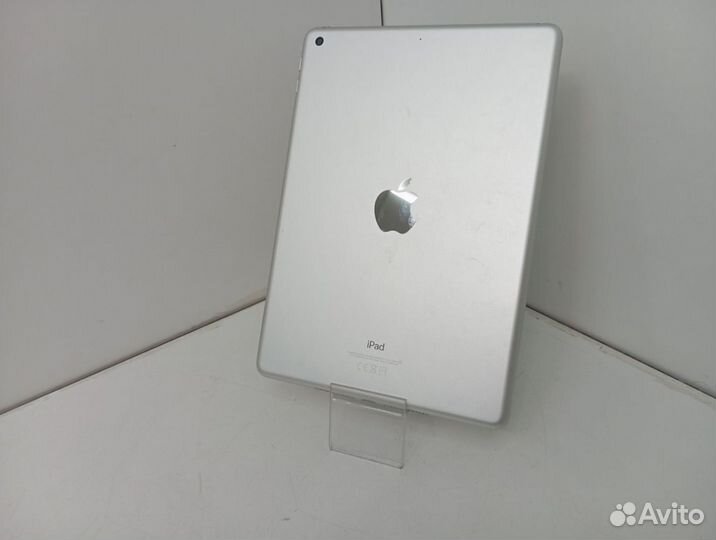 Планшет без SIM-карты Apple iPad (2018) Wi-Fi 2/128GB