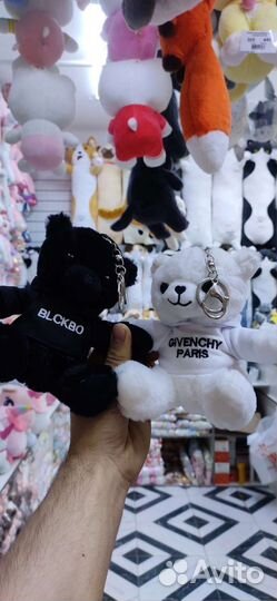 Брелок блекбу Цена 250р размер 23см