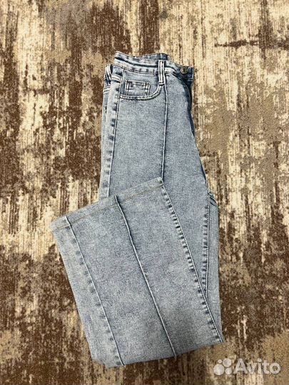 Джинсы женские