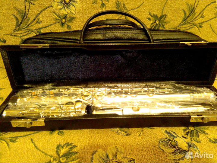 Флейты Yamaha и Jupiter