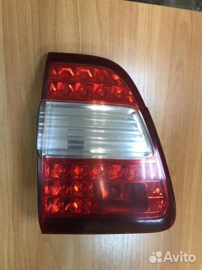 Фонарь левый диодный Toyota Land Cruiser 100