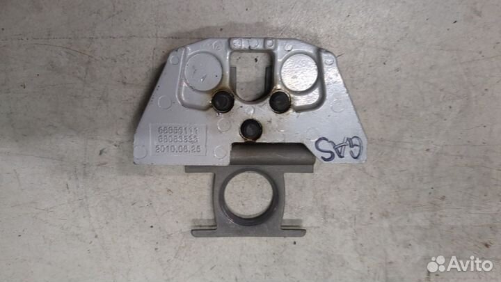 Кронштейн Dodge Charger 2014, 2016