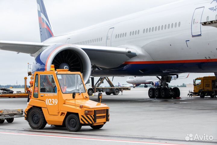 Водитель категории С на перрон аэропорта