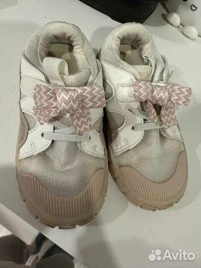 Кроссовки котофей 28