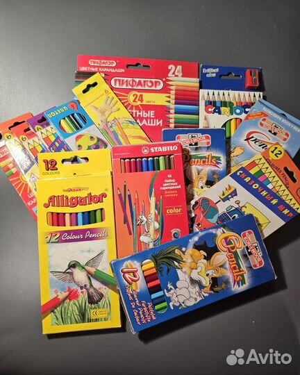 Канцелярия карандаши ручки