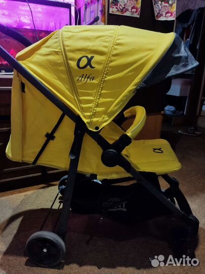 Прогулочная коляска