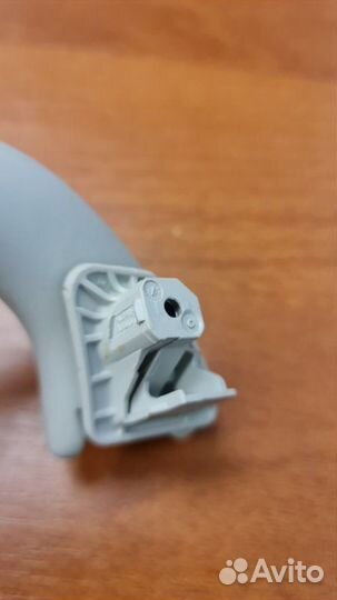 Ручка потолочная передняя Volkswagen Passat B6