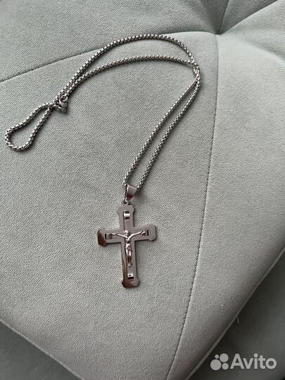 Цепочка с крестом