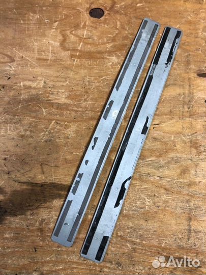 Накладка на порог салона передняя Mercedes-Benz