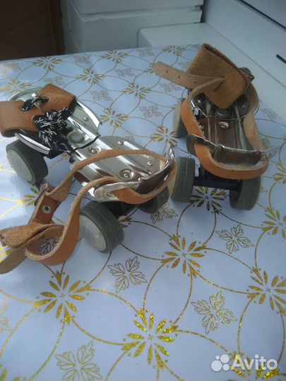 Роликовые коньки СССР