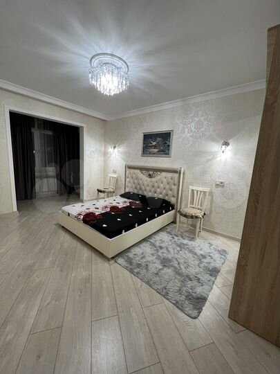 1-к. квартира, 42 м², 15/18 эт.