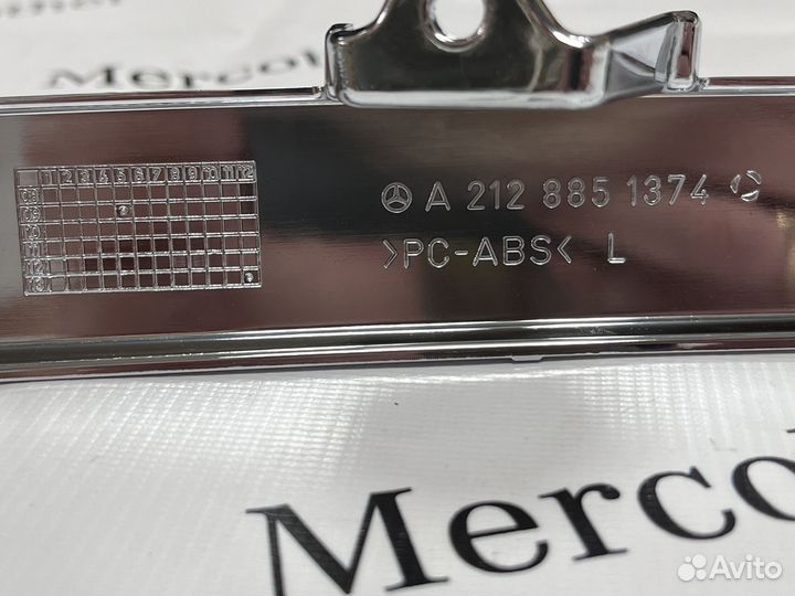 Молдинг хром решётки бампера левый Мерседес 212 63