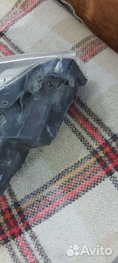 Передние фары на 3