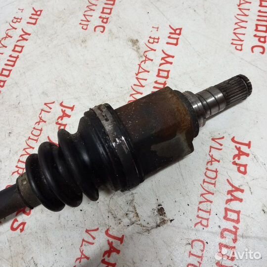 Привод передний правый Nissan Tiida C11 HR15 2009