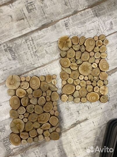 Панно из можжевельника