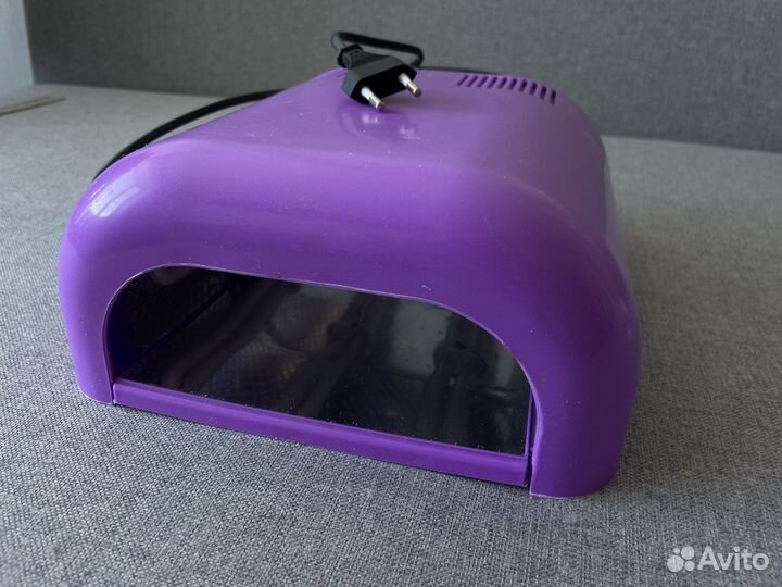 Лампа для ногтей