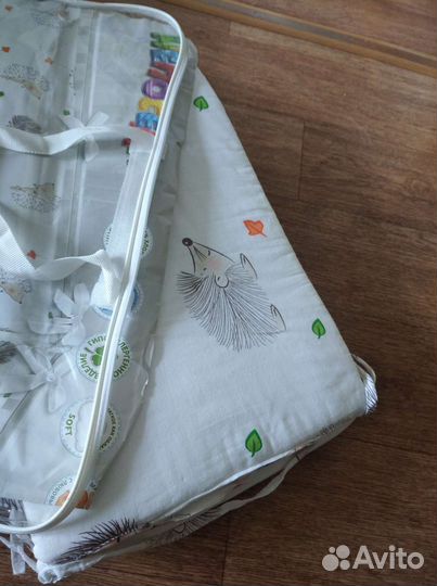 Бортики в детскую кроватку