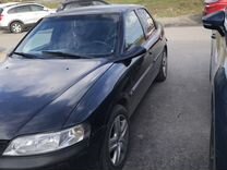Opel Vectra 2.0 AT, 1998, битый, 200 000 км, с пробегом, цена 140 000 руб.
